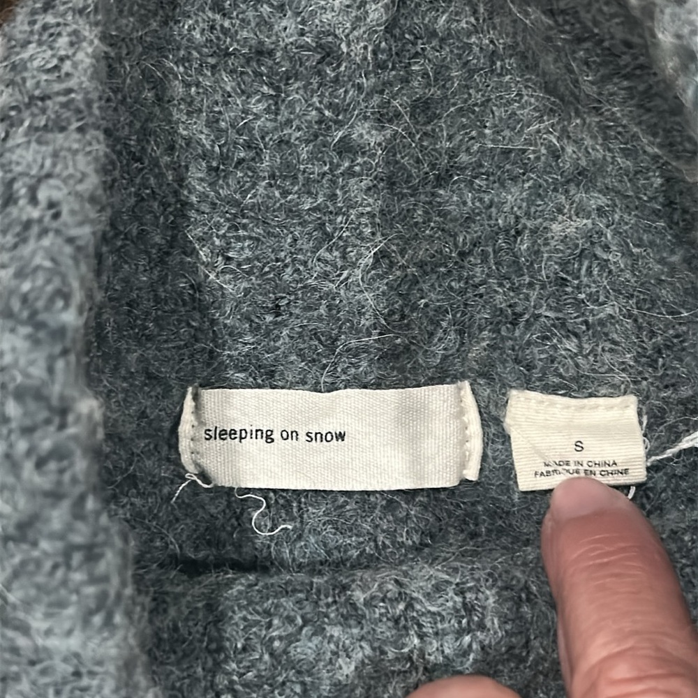 Sleeping on Snow Anthropologie Alpaca/Wool/Mohair Blend Floral Yarn Sweater - Picture 8 of 11